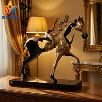Sculpture d'art équestre moderne abstraite en acier inoxydable poli miroir couleur personnalisée, homme chevauchant un cheval, pour intérieur et extérieur