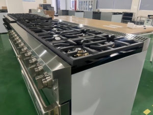 60" Freestanding Range Oven With Grill, <b>9</b> Burners, Cast <b>Iron</b> Grates With Seamless Welded Interior in Stainless Steel "Electric R - Product Image 4