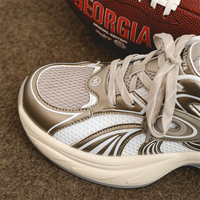 Chaussures de sport argentées à plateforme pour hommes Chaussures de sport avec logo personnalisé pour hommes Chaussures pour dames Chaussures de sport avec design personnalisé du fabricant