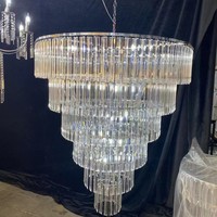 Lustre à brancher blanc perlé, petit lustre de mariage en cristal, centre de table à vendre