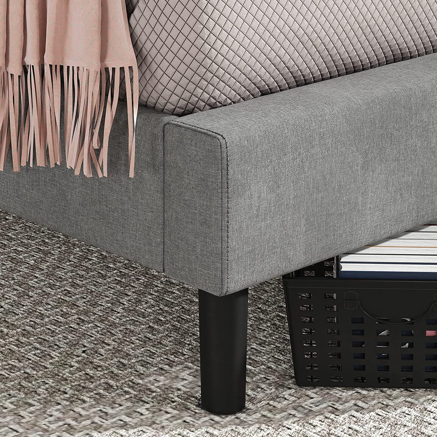 cheap fashion Upholstered Modern Platform King Size fabric Bed Frame