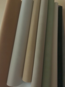 Pelle Sintetica PU Goffrata Ecologica Impermeabile Resistente Morbida al Tatto di Colore Scuro <span class=keywords><strong>per</strong></span> Scarpe Borse Sedili Auto Guanti Rivestimenti Divani - Product Image 4