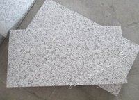 Carrelage en granit poli 60x60 G603 gris Chine Carrelages de sol Dalle de granit en pierre naturelle pour comptoir