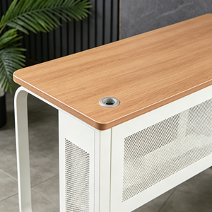 Bureau d'ordinateur moderne en bois avec tiroirs ; Conçu pour les étudiants, comprend des trous de gestion des câbles, adapté aux écoles. - Product Image 6