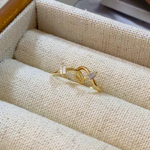 14K oro sólido rectángulo piedra oreja brazalete geométrico pendiente en capas Clip-On oreja Piercing pendientes joyería tipo anillos