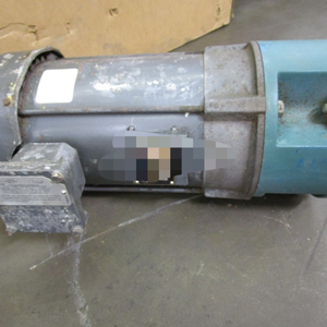 Vm7044 5hp Motor de ubicación peligrosa 230/460V 3ph 1725RPM 184T Nuevo Original Listo Stock Automatización industrial Pac Dedicat - Product Image 1