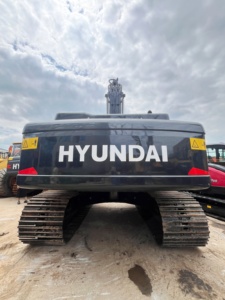 Excavatrice Hyundai 305LC-9T d'occasion en bon état, faible nombre d'heures, 30 tonnes, à vendre - Product Image 6