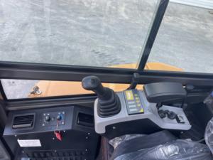 2.7 Ton Graafmachine Met Een Graafdiepte Van 2830Mm Kan De Efficiëntie Met 15 Keer Verhogen In Vergelijking Met Handarbeid - Product Image 5