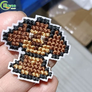 Patchs de broderie au point de croix pour superposition de vêtements, logo personnalisé, vente en gros, motif chien, tissu de broderie au point de croix pour chapeaux et sweats à capuche - Product Image 4