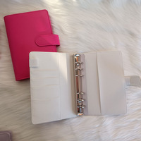 Trendige Geschenke: Multifunktionaler PU-Leder Notizbuch-Einband mit Edelstahl-Ringbindung, Planer-Buch A6 Budget-Organizer
