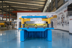 FORWARD Máquinas formadoras de rollos de costura de pie a medida para sus necesidades - Product Image 2