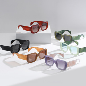<span class=keywords><strong>Occhiali</strong></span> <span class=keywords><strong>da</strong></span> <span class=keywords><strong>Sole</strong></span> di Lusso 2026 con Lenti Viola, Alta Qualità, Logo Personalizzato, Design Quadrato Oversize per <span class=keywords><strong>Uomo</strong></span> e Donna - Product Image 2