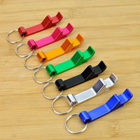 Logo personnalisé en gros en aluminium coloré ouvre-bouteille de bière porte-clés pour les invités Restaurant Promotion cadeau de mariage porte-clés