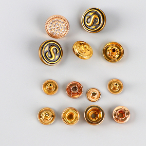 Nhà Máy Biểu Tượng Tùy Chỉnh <span class=keywords><strong>4</strong></span> Phần <span class=keywords><strong>1</strong></span> Bộ Kim Loại Brass Snap Nút Logo In Ấn Jeans Nút - Product Image 1