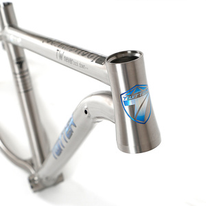 <span class=keywords><strong>Cuadro</strong></span> de Bicicleta de <span class=keywords><strong>Titanio</strong></span> de Alta Gama con Estilo Moderno y Pintura Ligera, <span class=keywords><strong>Cuadro</strong></span> de Bicicleta de <span class=keywords><strong>Titanio</strong></span> 29er a Precio de Fábrica - Product Image 2