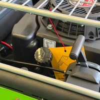 Robot tondeuse à gazon télécommandé sur roues, résistant à l'usure, largeur de coupe de 500 mm avec sac de ramassage d'herbe amovible