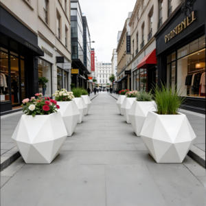 Maceta Moderna Geométrica de Fibra de Vidrio con Corte Diamante Blanco, Duradera y de Alta Gama para Hogar y Jardín - Product Image 2