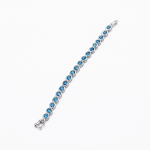 Pulsera de Apatita Azul en Plata 925 con Baño de Rodio - Un Cuento Luminoso de Armonía Interior - Product Image 2