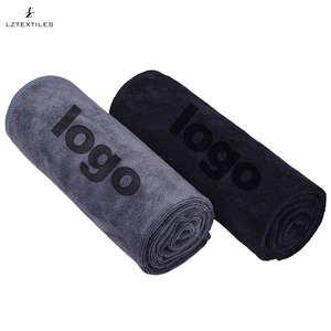 <span class=keywords><strong>Serviette</strong></span> de Sport Personnalisée en Microfibre Super Absorbante à Séchage <span class=keywords><strong>Rapide</strong></span> 400 GSM, <span class=keywords><strong>Serviette</strong></span> de Gym avec Logo Personnalisé pour le Sport et le Fitness - Product Image 3
