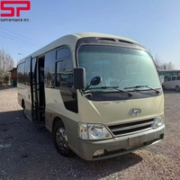 Hyundai County non commercial 20 places, modèle 2016, moteur D4GA-PF41, Euro 4, 190000 KM, avec bureau et revêtement de sol type yacht
