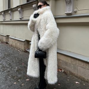 Manteau d'hiver décontracté pour femme, coupe classique, avec fausse fourrure, imprimé, ensemble complet - Product Image 1