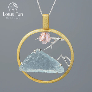 Ciondolo con sussurro di uccelli in pietra grezza naturale divertente loto senza collana - Product Image 1