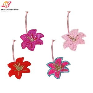 Nuovi accessori per fiori con perline in PVC borsa portachiavi in PVC con ciondolo piccola fragranza tessuto toppe per abbigliamento - Product Image 3