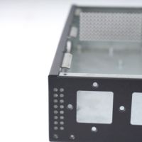 Fabrication de tôle de précision personnalisée Soudage par pliage Découpe au laser Boîtier NVR Support de serveur pour les télécommunications