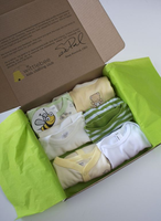 Boîtes d'expédition en carton ondulé personnalisées, écologiques, en matériaux recyclés, avec doublure en mousse pour vêtements, chaussettes, emballages cosmétiques