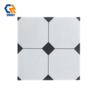 Carreaux de sol intérieurs en porcelaine mate antidérapants et antibactériens 300x300mm 8mm, texture pierre, bordures design moderne pour salles de bain