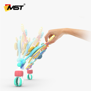 Colgante con forma de Animal para bebé, juguete infantil giratorio con <span class=keywords><strong>arco</strong></span> de juego para bebé, sonajero colgante, juguete para jugar con Bluetooth, campana para cama en el océano, cuna móvil - Product Image 4