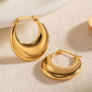 Nuevos Aretes de Aro Geométricos Gruesos de Acero Inoxidable con Baño de Oro PVD de 18K de Alta Calidad para Mujer - Product Image 1