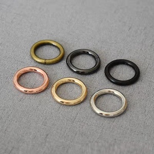 Anneau en O rond en alliage de zinc de 18 mm, mousqueton <span class=keywords><strong>pas</strong></span> <span class=keywords><strong>cher</strong></span> en métal, porte-clés en or blanc, crochets à ressort pour équipement de plein air et porte-clés - Product Image 6