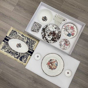 Service de table en porcelaine de luxe européen, 41 pièces, en porcelaine fine, motif végétal, logo personnalisé, vente chaude - Product Image 2