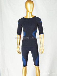 Combinaison de massage EMS sans fil intelligente, longueur genou, pour tailles fines et grandes, écologique, par Miha Bodytec - Product Image 3