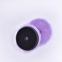 Tampon de polissage en laine douce violette avec support auto-agrippant noir pour la finition et le detailing de la peinture automobile