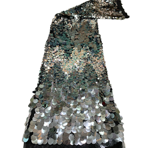 Scarpe da ballo ricamate a sirena sfumate nere e argento da 18 mm per costumi da spettacolo e abiti da sera da donna e ragazza dal design alla moda - Product Image 1