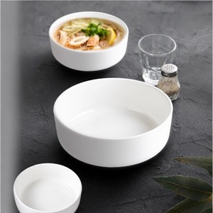 Moderno piatto rotondo in porcellana con Logo personalizzato vassoio in ceramica smaltata per alimenti per la casa per matrimoni alberghi - Product Image 1