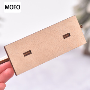 Adorno de madera de conejo de Pascua en bicicleta, Novedad en artesanía de madera para el hogar, Carroza de zanahorias para conejo - Product Image 4