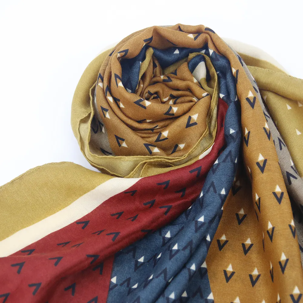 2021 latest soft Muslim hijab shawl Women's Africa printed viscose scarf