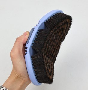 <span class=keywords><strong>Brosse</strong></span> et outils de nettoyage pour chevaux en plastique écologique - Product Image 6