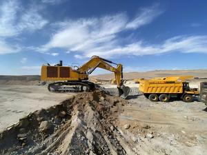 Excavadora Hidráulica de Orugas Mega Pesada de 122 Toneladas con Gran Capacidad de Carga, Modelo 9125F, con Motor y Bomba Robustos para Minería en Pozos Abiertos Grandes - Product Image 1