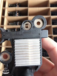 Regulador de Voltaje de 14V para Alternador Bosch 0272220813 0272220843, Componentes para Motor <span class=keywords><strong>Mercedes</strong></span> A205 C117 R172 - Product Image 6