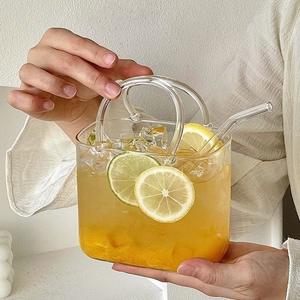 Gobelet créatif en verre transparent avec couvercle et paille pour boissons à emporter - Product Image 1