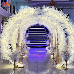 NOUVELLE arrivée lisse allée de mariage arc de feuille d'eucalyptus blanc avec lumière rvb pour la décoration de support d'allée de scène de mariage - Product Image 5