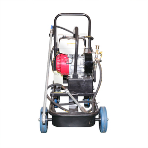 Máquina Esparcidora de <span class=keywords><strong>Emulsión</strong></span> <span class=keywords><strong>Asfáltica</strong></span> LS-310, Máquina de Pulverización de <span class=keywords><strong>Emulsión</strong></span> de Betún, Máquina de Pulverización de Alquitrán para Construcción de Carreteras - Product Image 3