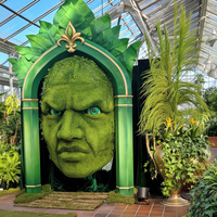 Sculpture dynamique abstraite moderne de grande envergure en fibre de verre (avec yeux laser) – Installation de buste Hulk sur mesure