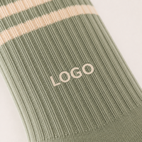 Calcetines Deportivos Unisex Transpirables de Algodón de Alta Calidad con Logotipo Personalizado Bordado