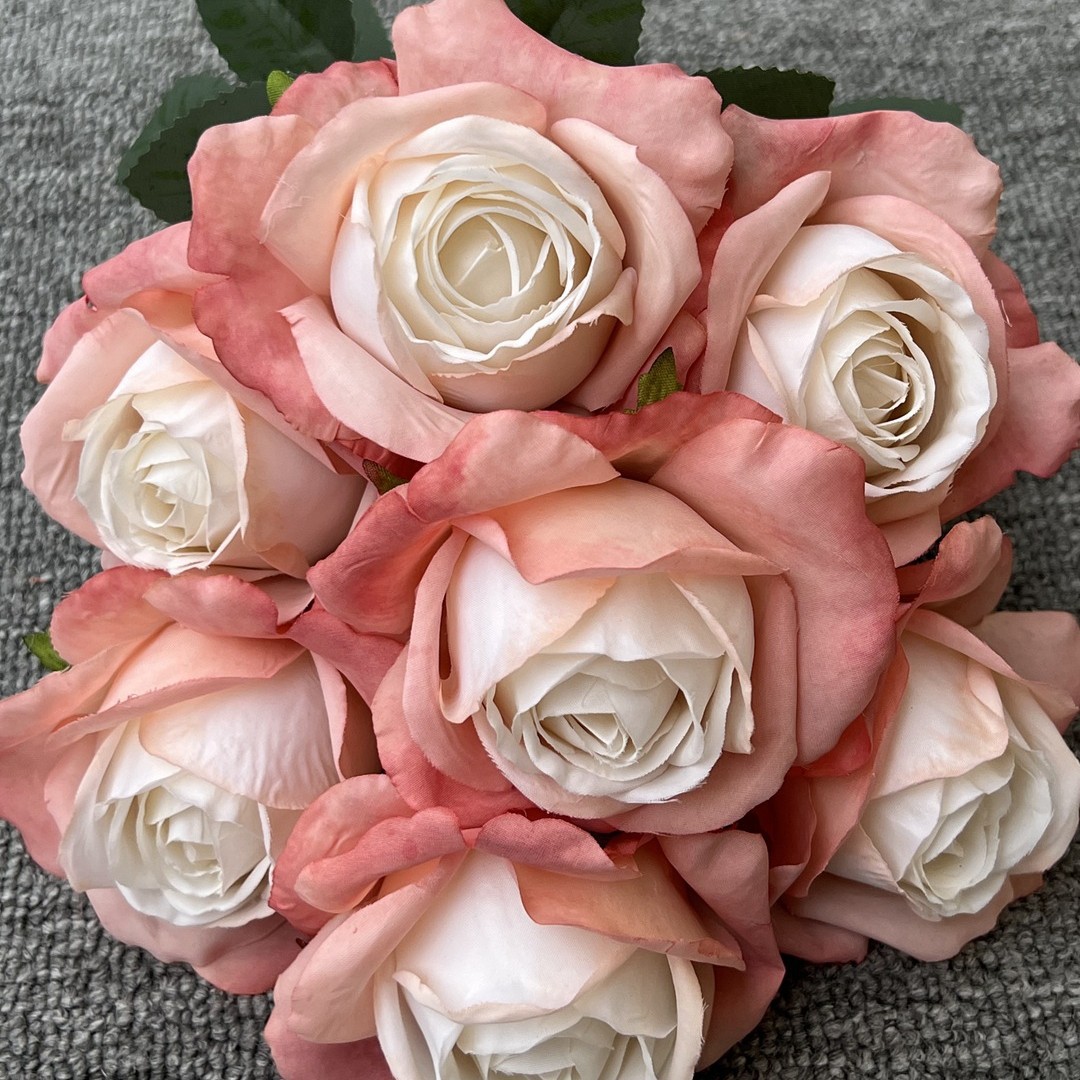 7 poudre rose bulgare de coeur blanc