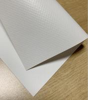 Matériaux d'impression numérique en PVC, bannière flexible frontlit laminée à chaud, rouleau blanc 280 g/m² pour la publicité extérieure